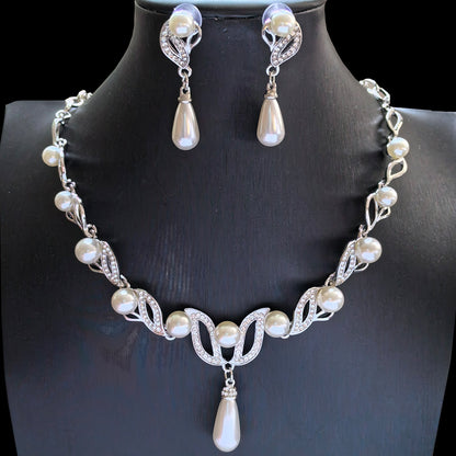 Pearl Jewelry Set for Women – Leaf-Shaped Teardrop Pearl Necklace & Earrings, Bridal Jewelry Set