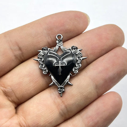 Retro Gothic Rose Cross Pendant Necklace – Dark Style Hip Hop Jewelry Accessory