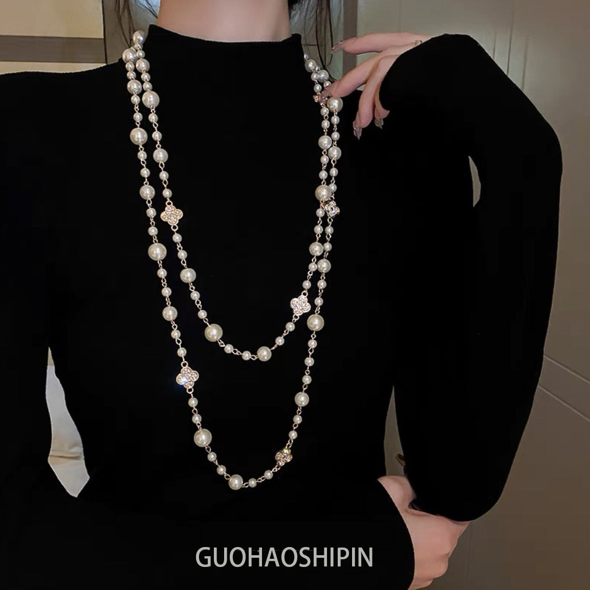 Long Layered Pearl Necklace for Women – Light Luxury Sweater Chain for Autumn & Winter