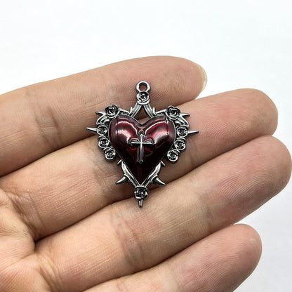 Retro Gothic Rose Cross Pendant Necklace – Dark Style Hip Hop Jewelry Accessory