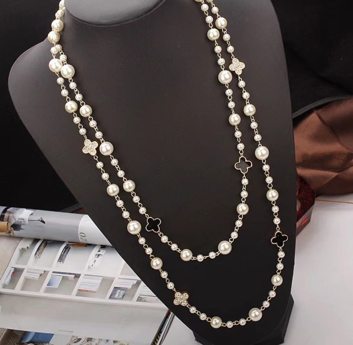 Long Layered Pearl Necklace for Women – Light Luxury Sweater Chain for Autumn & Winter