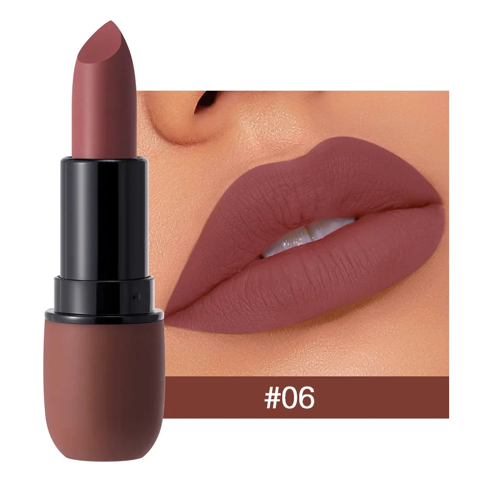 💄 Matte Velvet Lipstick – Long-Lasting High-Pigment Lip Color