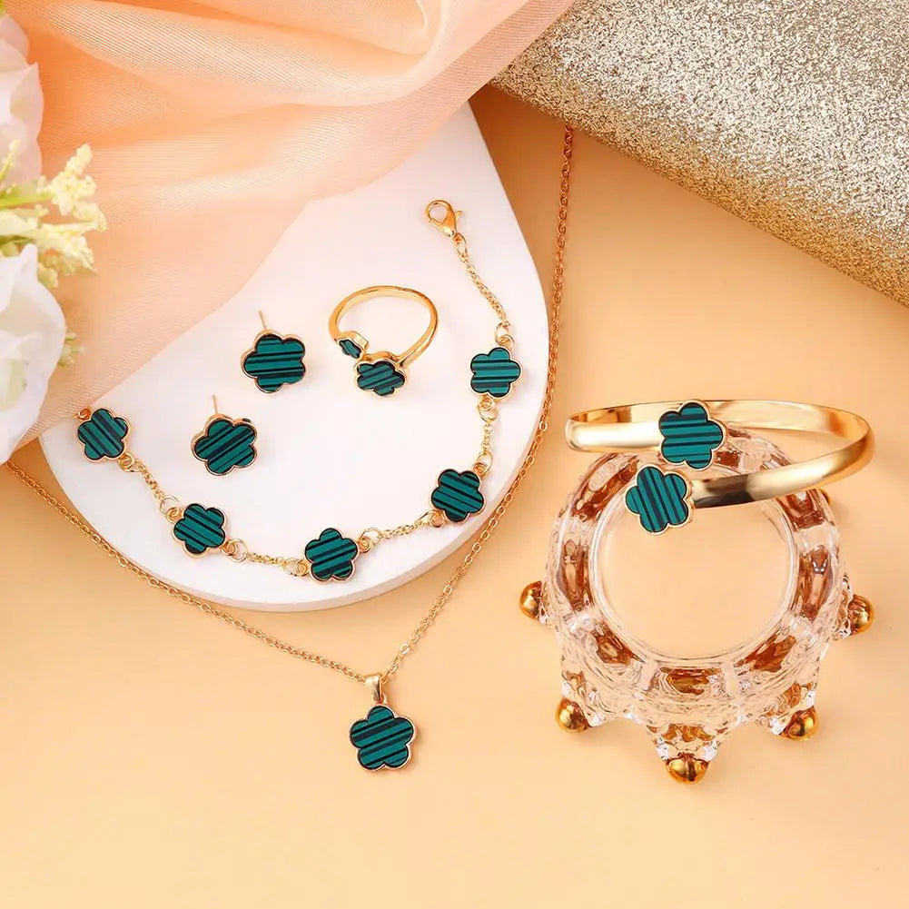 Elegant Five-Leaf Clover Jewelry