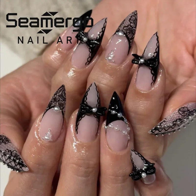 Black Bat Halloween Press-On Nails – Almond Reusable False Nail Tips 🦇🖤