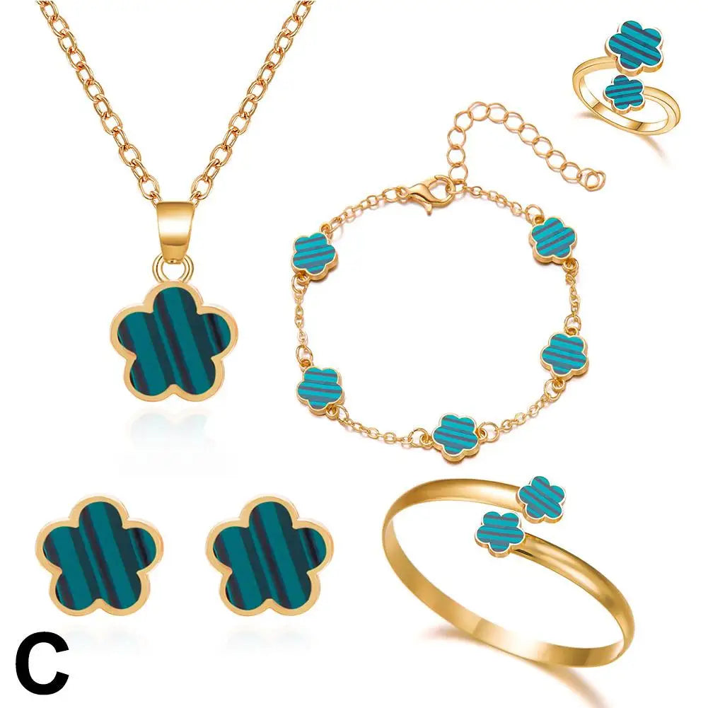 Elegant Five-Leaf Clover Jewelry