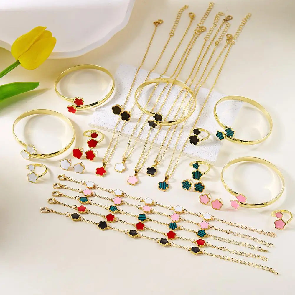 Elegant Five-Leaf Clover Jewelry