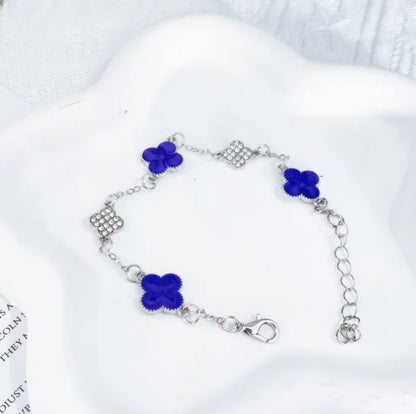 Elegant Four-Leaf Clover Bracelet