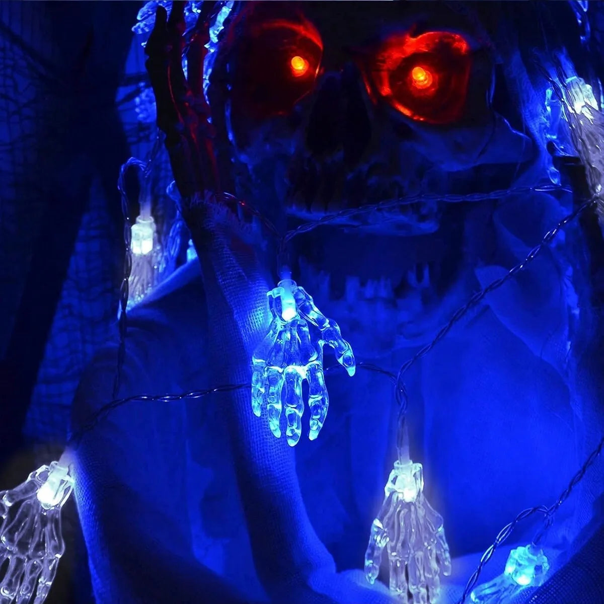 Halloween Giant Fuzzy Spider with Purple LED Lights – Large Light-Up Spider Decoration, Battery Powered, 8 Lighting Modes, Indoor & Outdoor