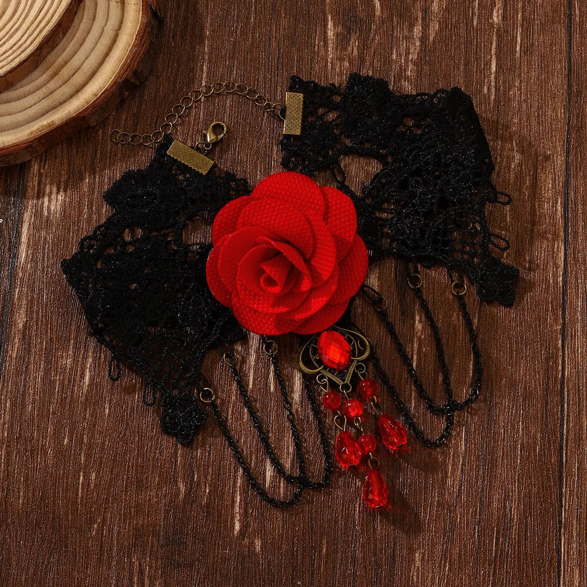 Gothic Lace Rose Choker Necklace – Neo-Gothic Women's Neck Accessory